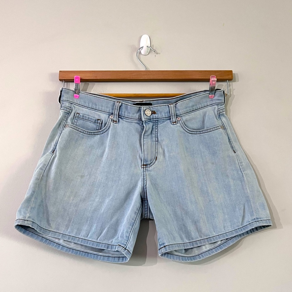 Banana Republic Petite Light Wash Bermuda Shorts
